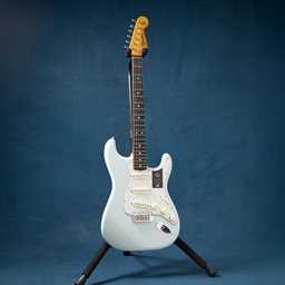 Fender American Vintage II 1965 Stratocaster®, Round-Lam Rosewood Fingerboard, Sonic Blue